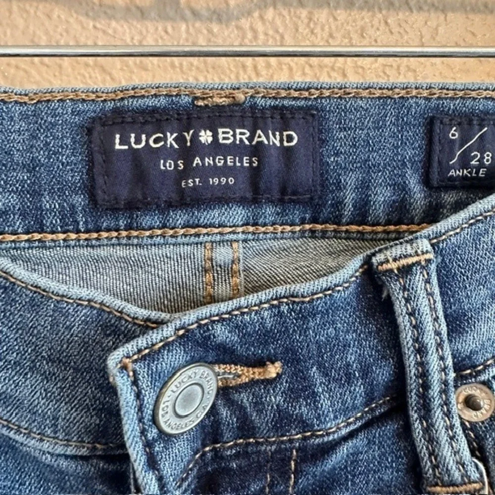 Lucky Brand Women's Sweet Boot Ankle Denim Blue Stretch Jeans 6/28‎